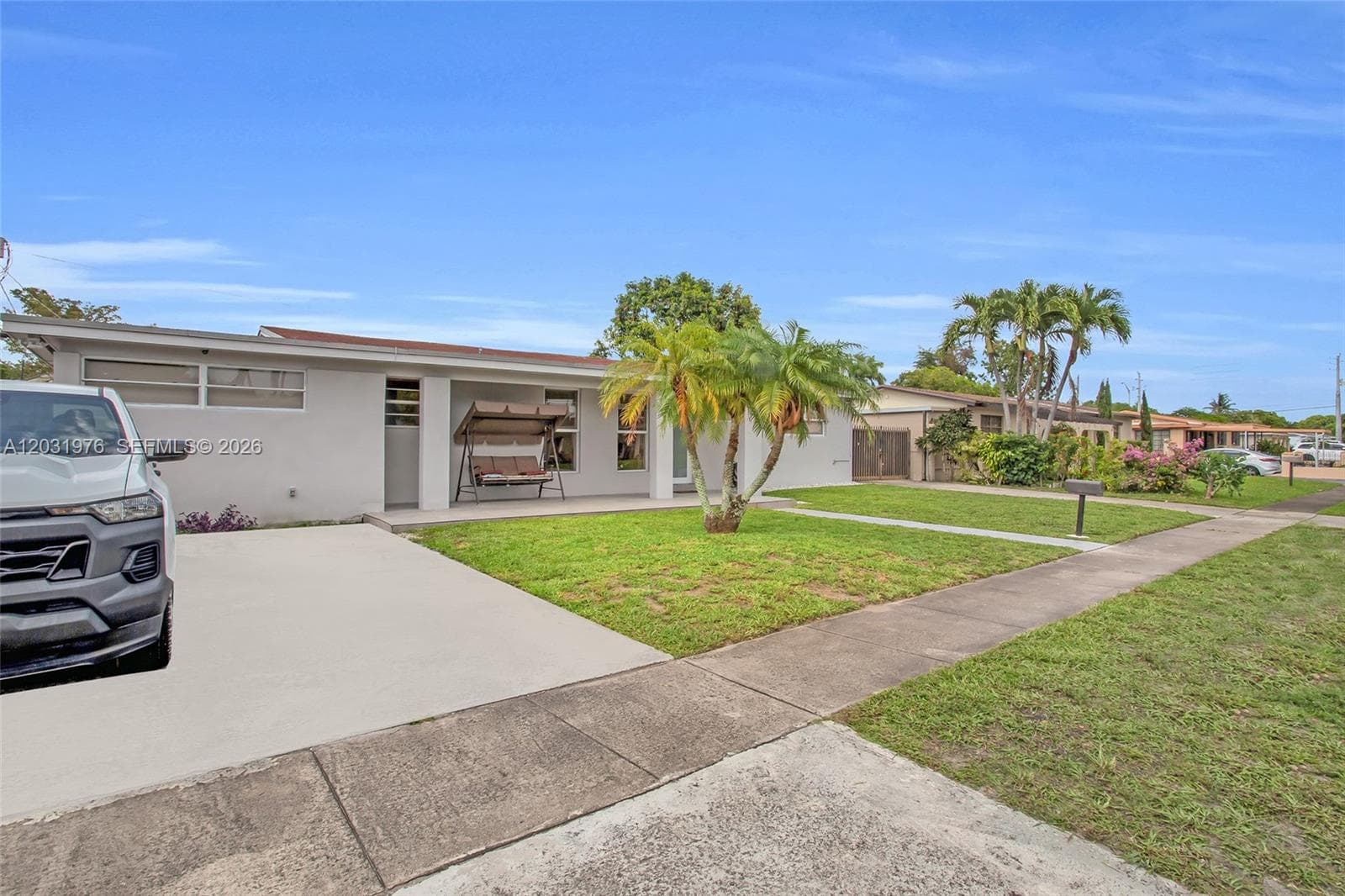 855 W 70th Pl, Hialeah FL 33014 — 3