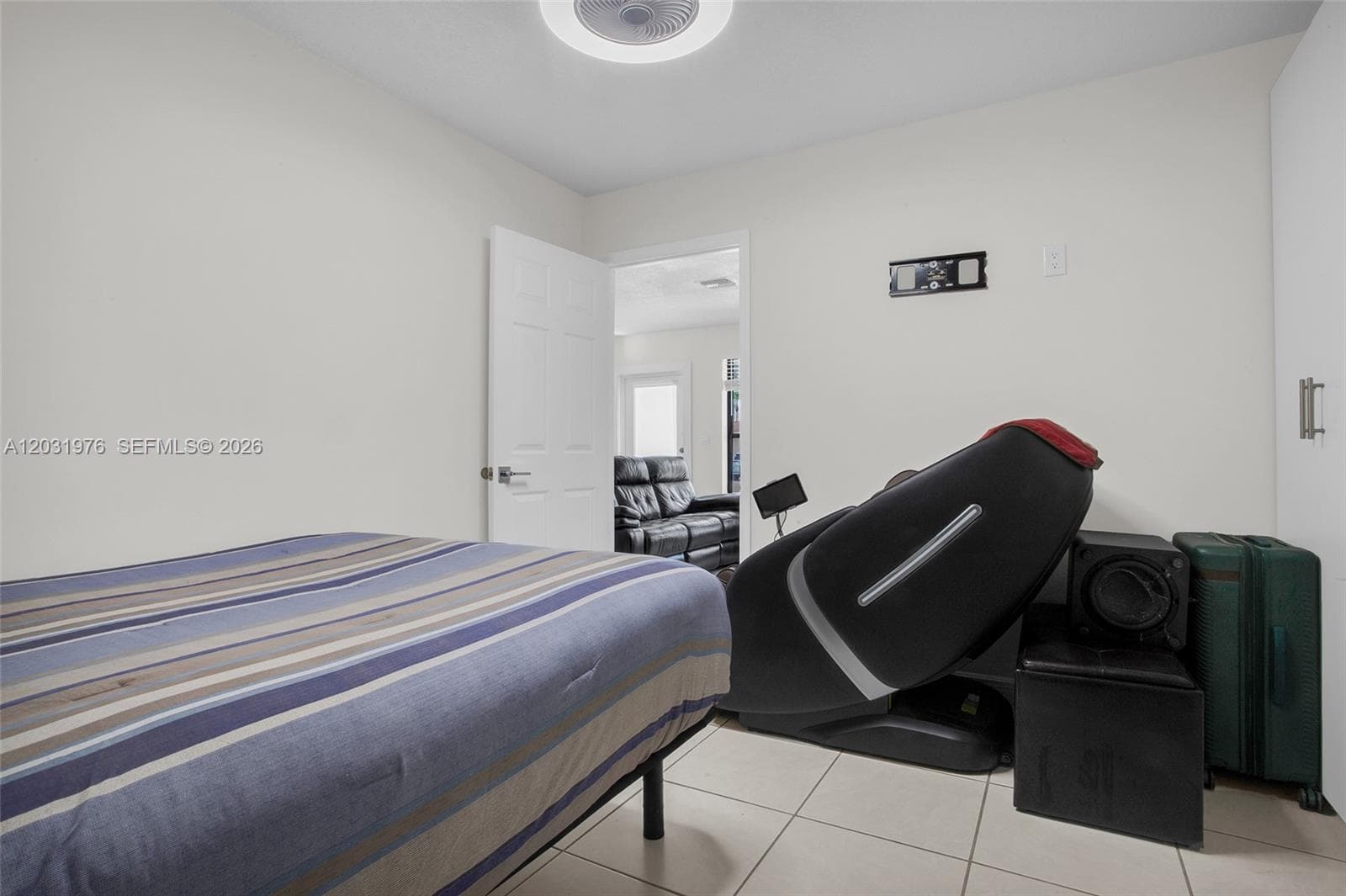 855 W 70th Pl, Hialeah FL 33014 — 20
