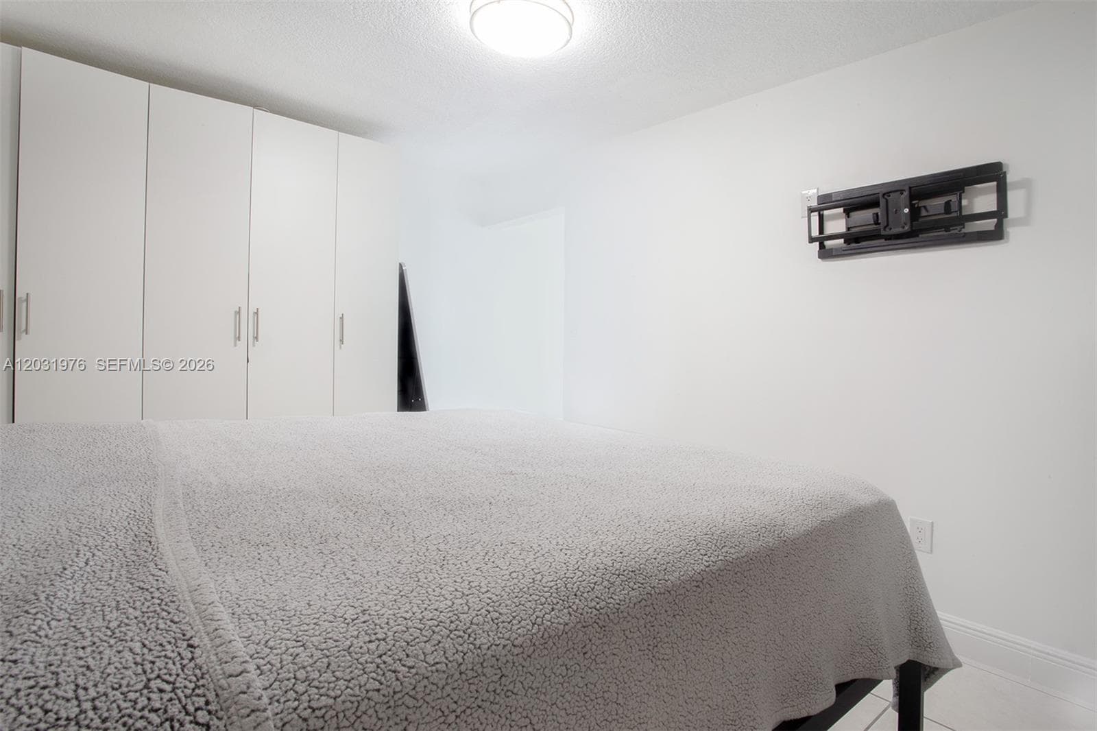 855 W 70th Pl, Hialeah FL 33014 — 29