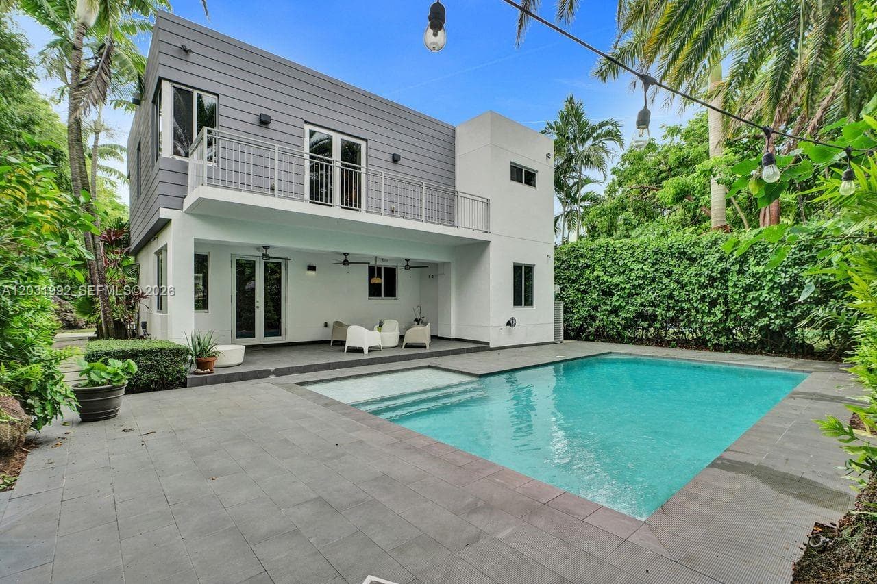 6340 SW 80th St, Miami FL 33143 — 2