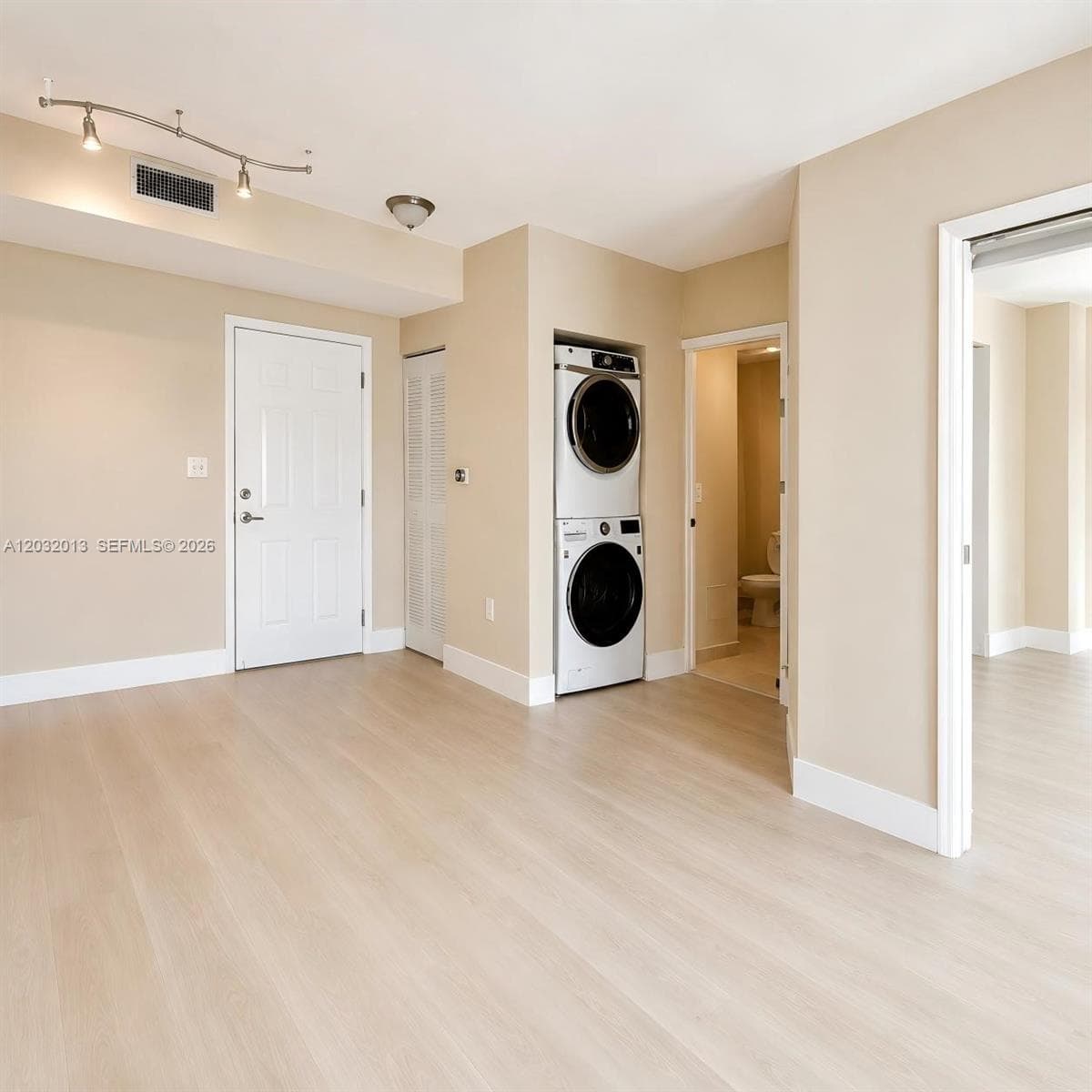 1 Glen Royal Pkwy # 1210, Miami FL 33125 — 13