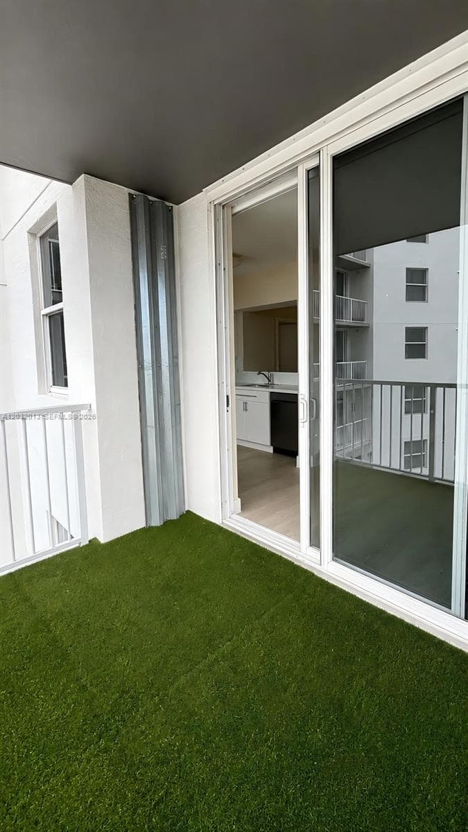 1 Glen Royal Pkwy # 1210, Miami FL 33125 — 14