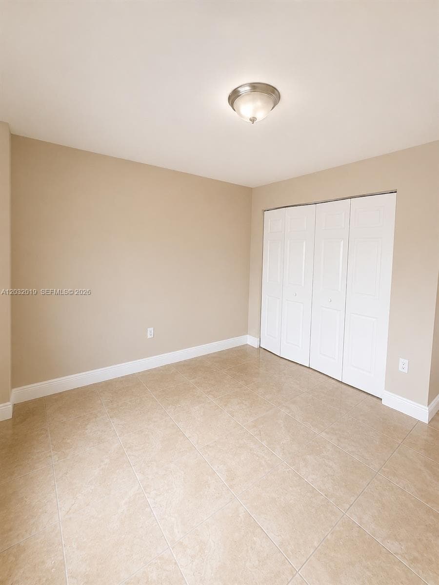 1990 NW 4th Ct # 1, Miami FL 33136 — 12