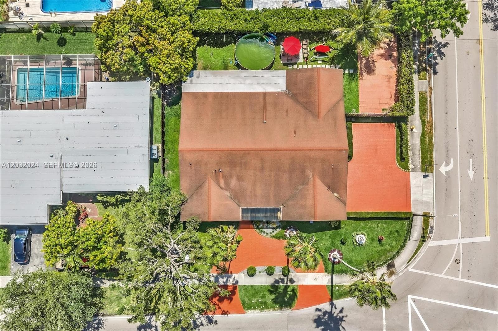 19901 Highland Lakes Blvd, Miami FL 33179 — 6