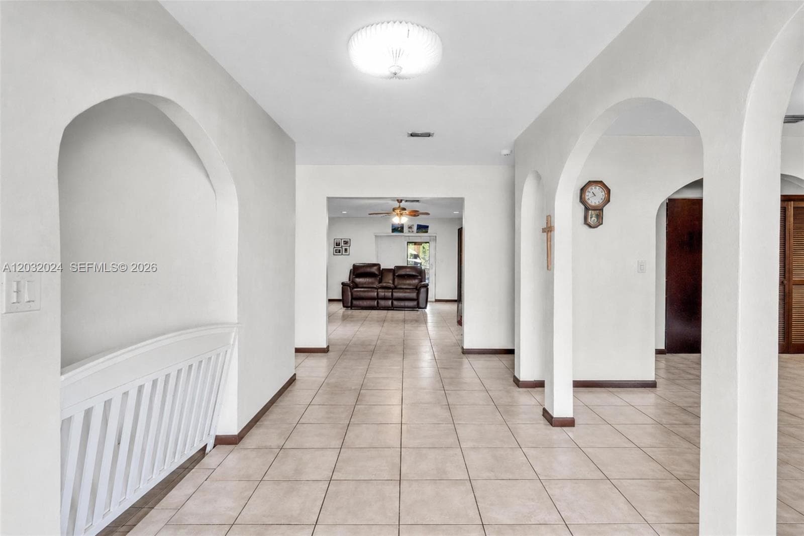 19901 Highland Lakes Blvd, Miami FL 33179 — 9