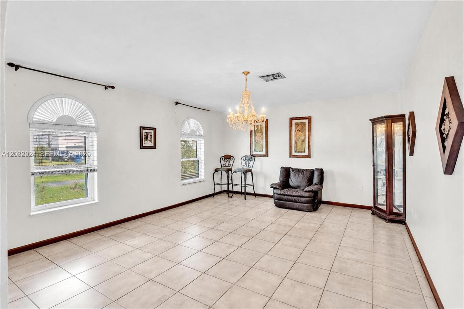 19901 Highland Lakes Blvd, Miami FL 33179 — 10