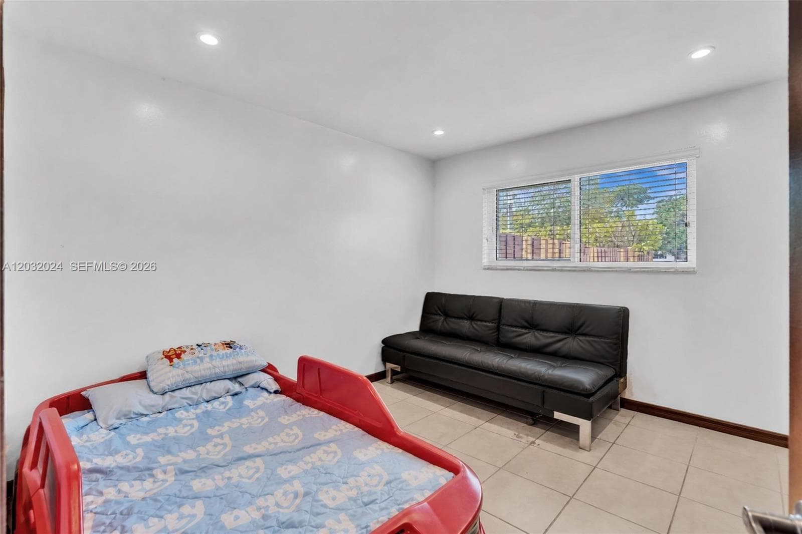 19901 Highland Lakes Blvd, Miami FL 33179 — 19