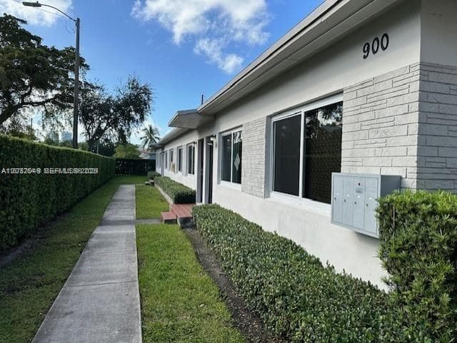 900 SW 5th Ave # 3, Miami FL 33130 — 4