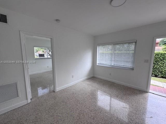 900 SW 5th Ave # 3, Miami FL 33130 — 25
