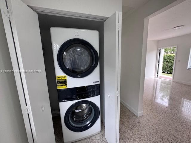 900 SW 5th Ave # 3, Miami FL 33130 — 21
