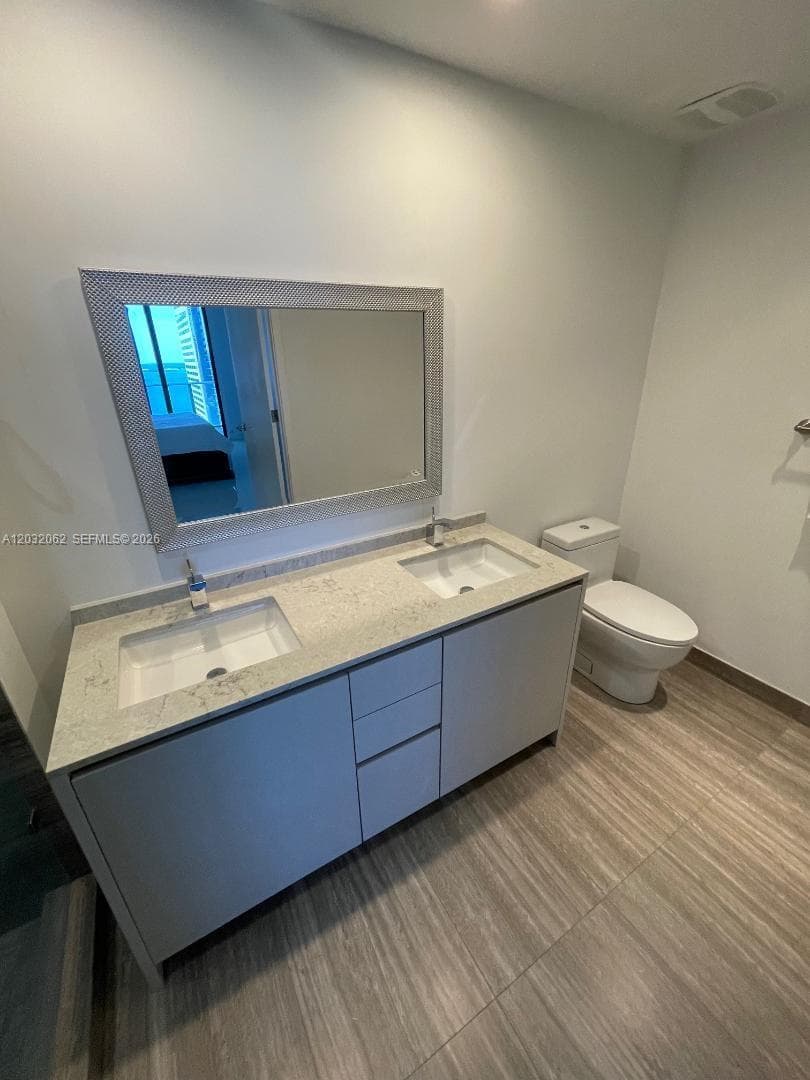 1010 Brickell Ave # 2704, Miami FL 33131 — 7