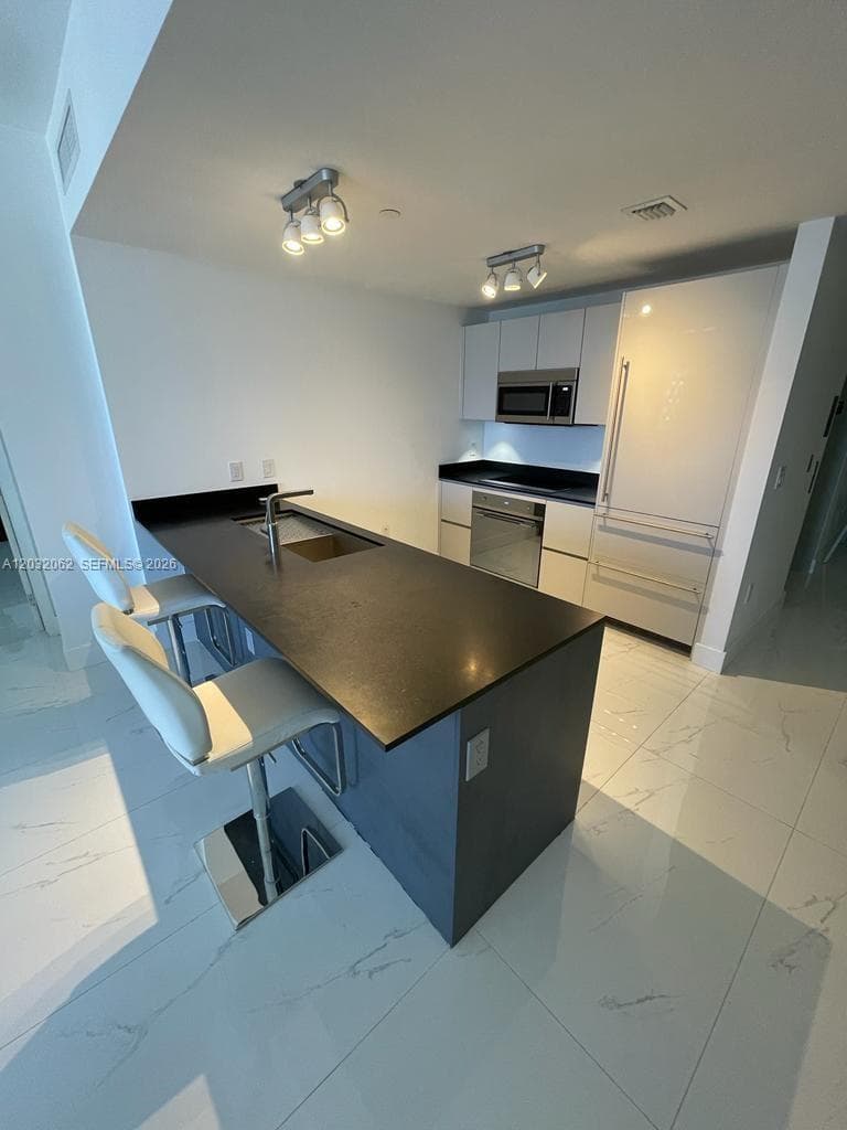 1010 Brickell Ave # 2704, Miami FL 33131 — 3