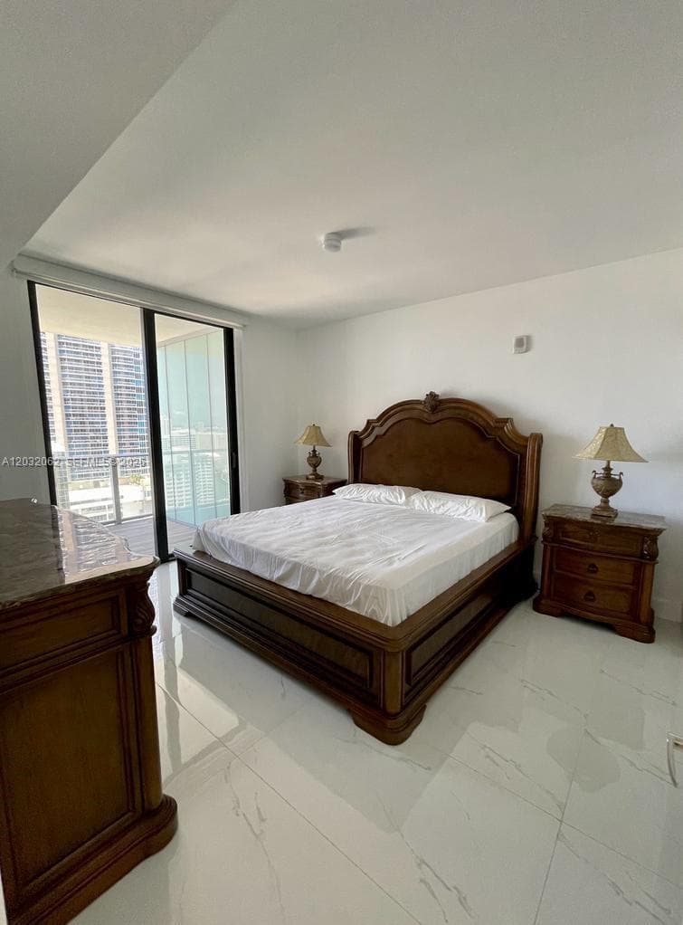 1010 Brickell Ave # 2704, Miami FL 33131 — 5
