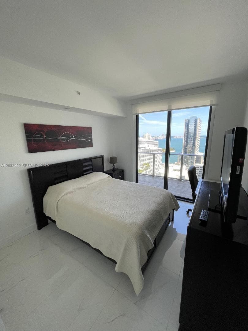 1010 Brickell Ave # 2704, Miami FL 33131 — 9