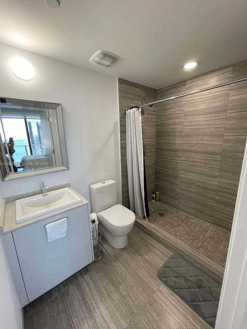 1010 Brickell Ave # 2704, Miami FL 33131 — 10