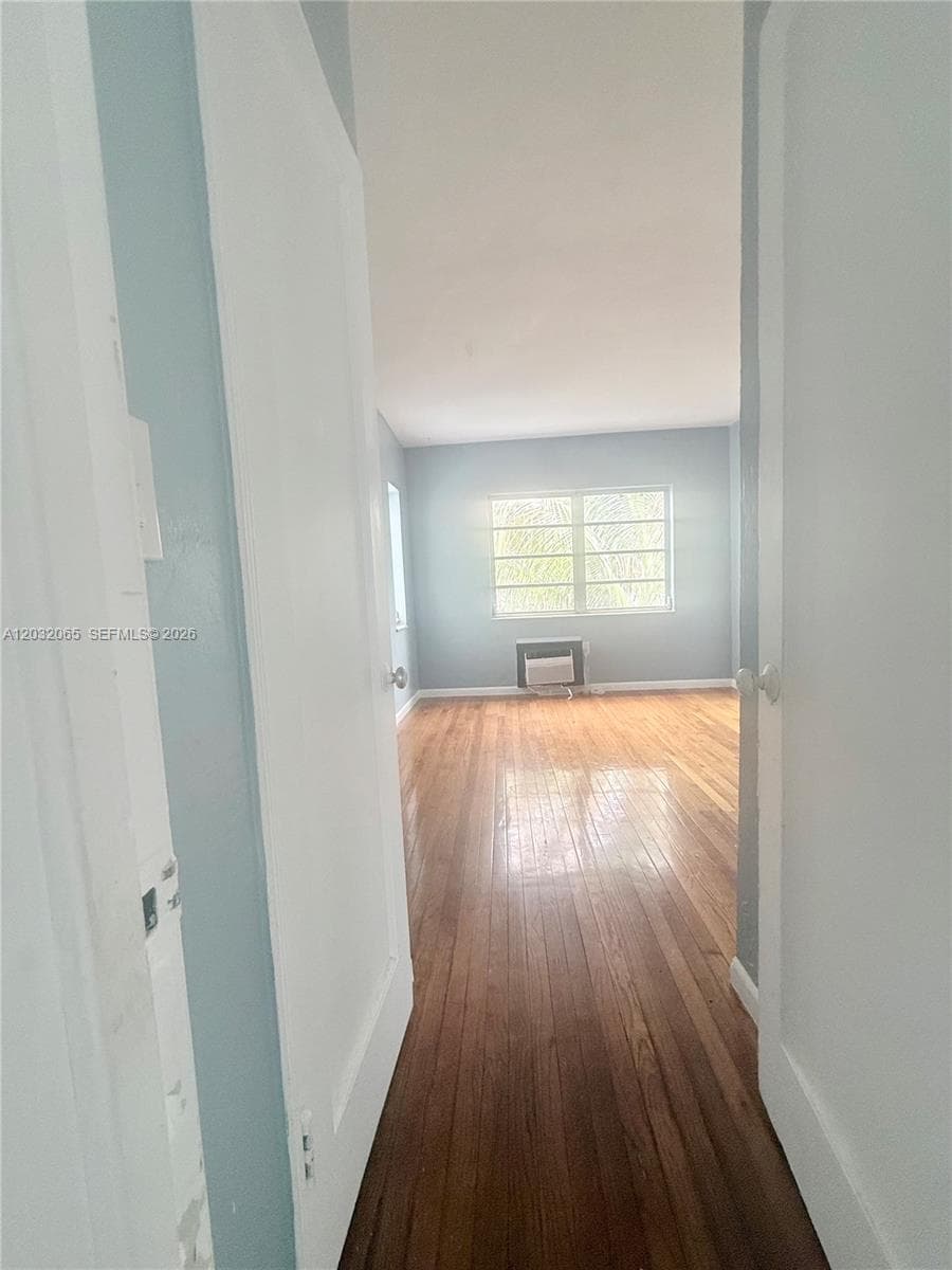 1730 Marseille Dr # 4, Miami Beach FL 33141 — 5