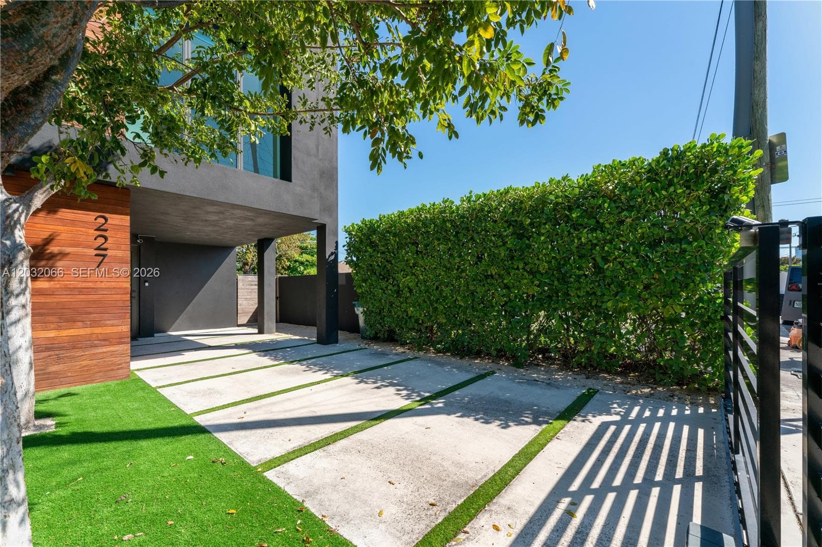 227 NW 39th St, Miami FL 33127 — 27