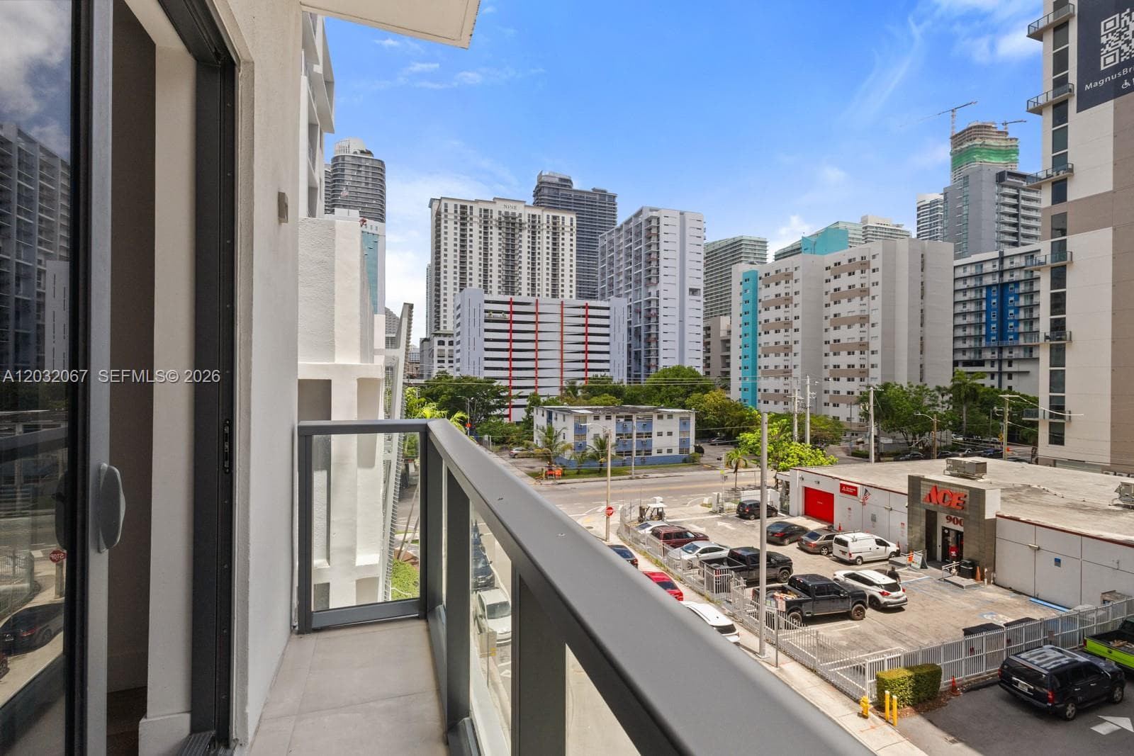 239 SW 9TH St # 301, Miami FL 33130 — 5