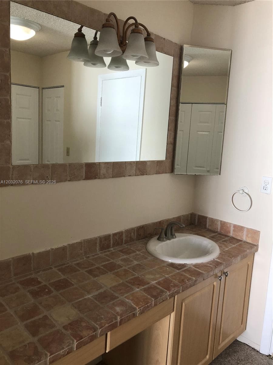 150 Ocean Lane Dr # 4B, Key Biscayne FL 33149 — 21