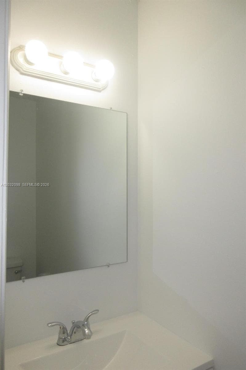 5461 W 24th Ave # 67, Hialeah FL 33016 — 6