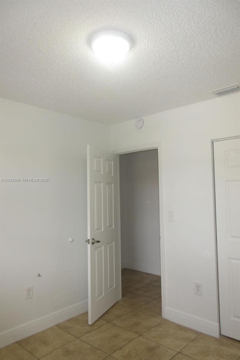 5461 W 24th Ave # 67, Hialeah FL 33016 — 4