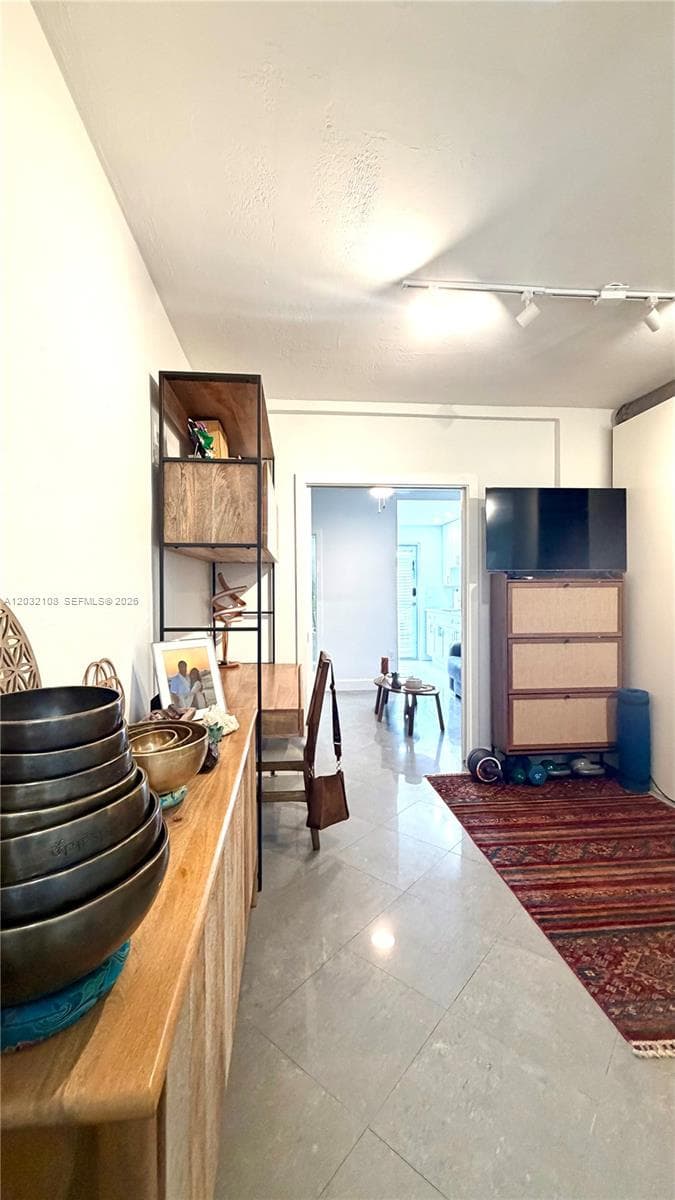 626 Meridian Ave # 5, Miami Beach FL 33139 — 6