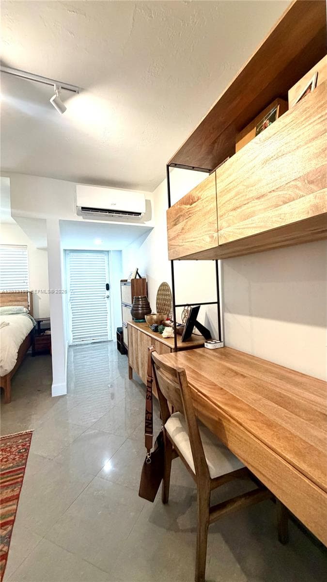626 Meridian Ave # 5, Miami Beach FL 33139 — 3