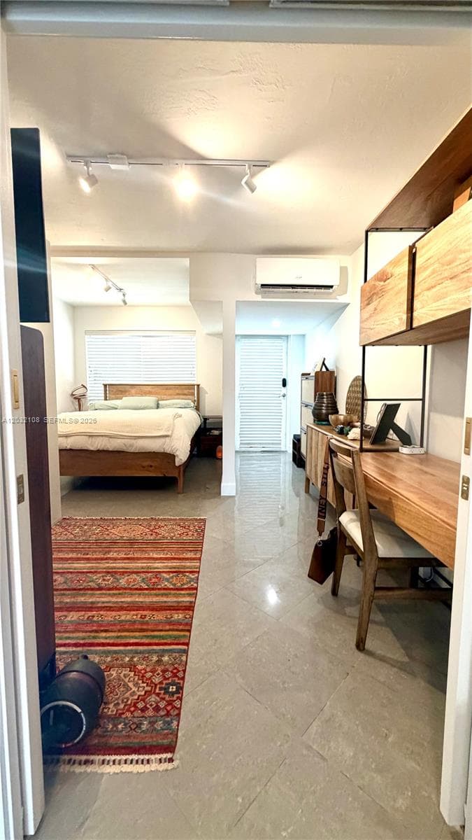 626 Meridian Ave # 5, Miami Beach FL 33139 — 1