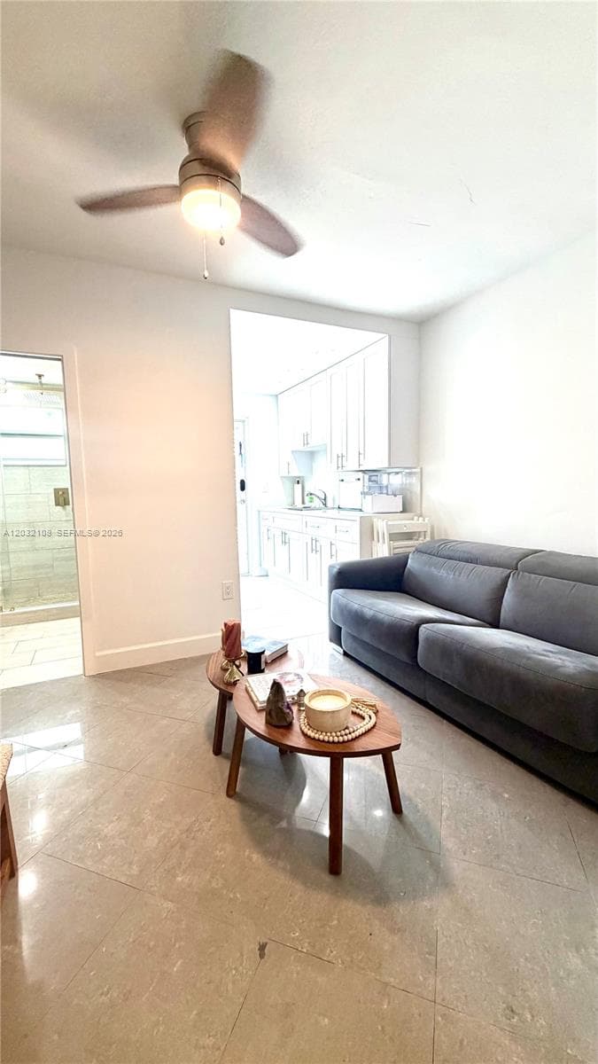 626 Meridian Ave # 5, Miami Beach FL 33139 — 19