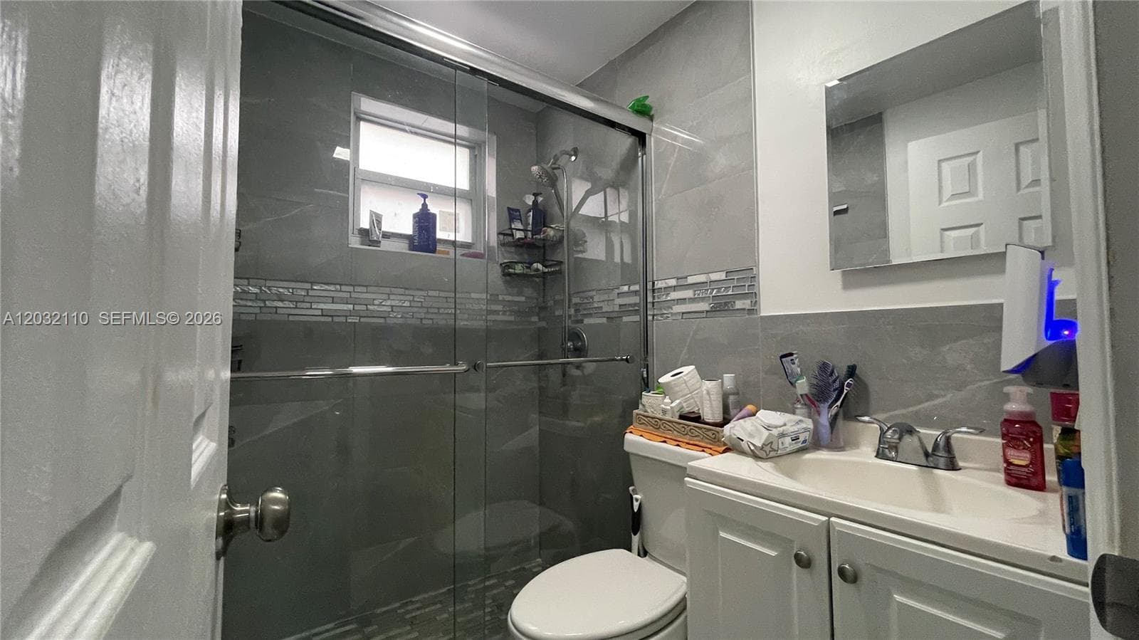 1043 NW 2nd St # 2, Miami FL 33128 — 22