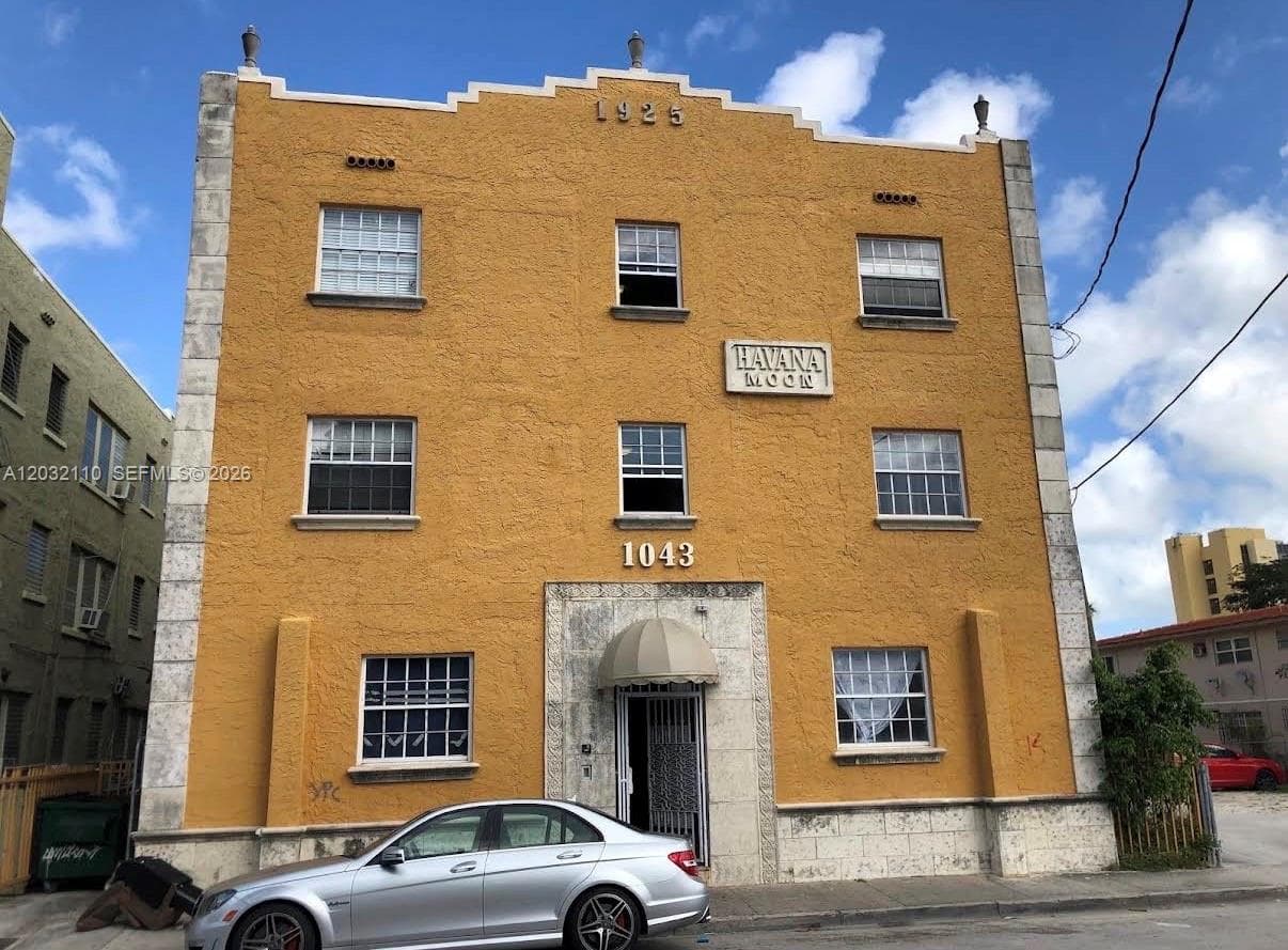 1043 NW 2nd St # 2, Miami FL 33128 — 1