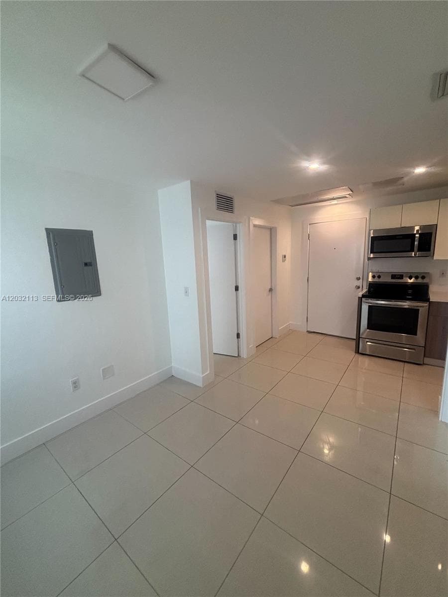 829 SW 18th Ave # 203, Miami FL 33135 — 3