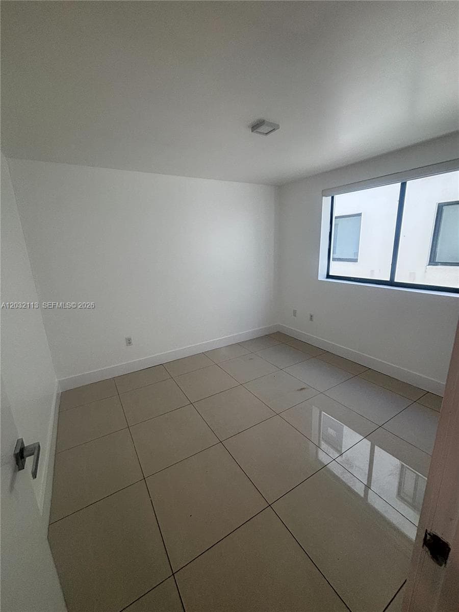 829 SW 18th Ave # 203, Miami FL 33135 — 9
