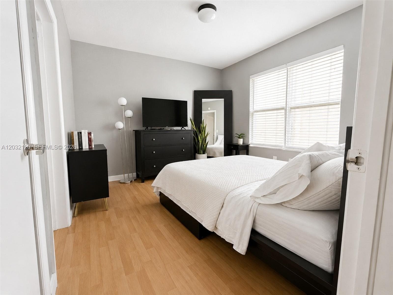7326 Collins Ave # 203, Miami Beach FL 33141 — 11