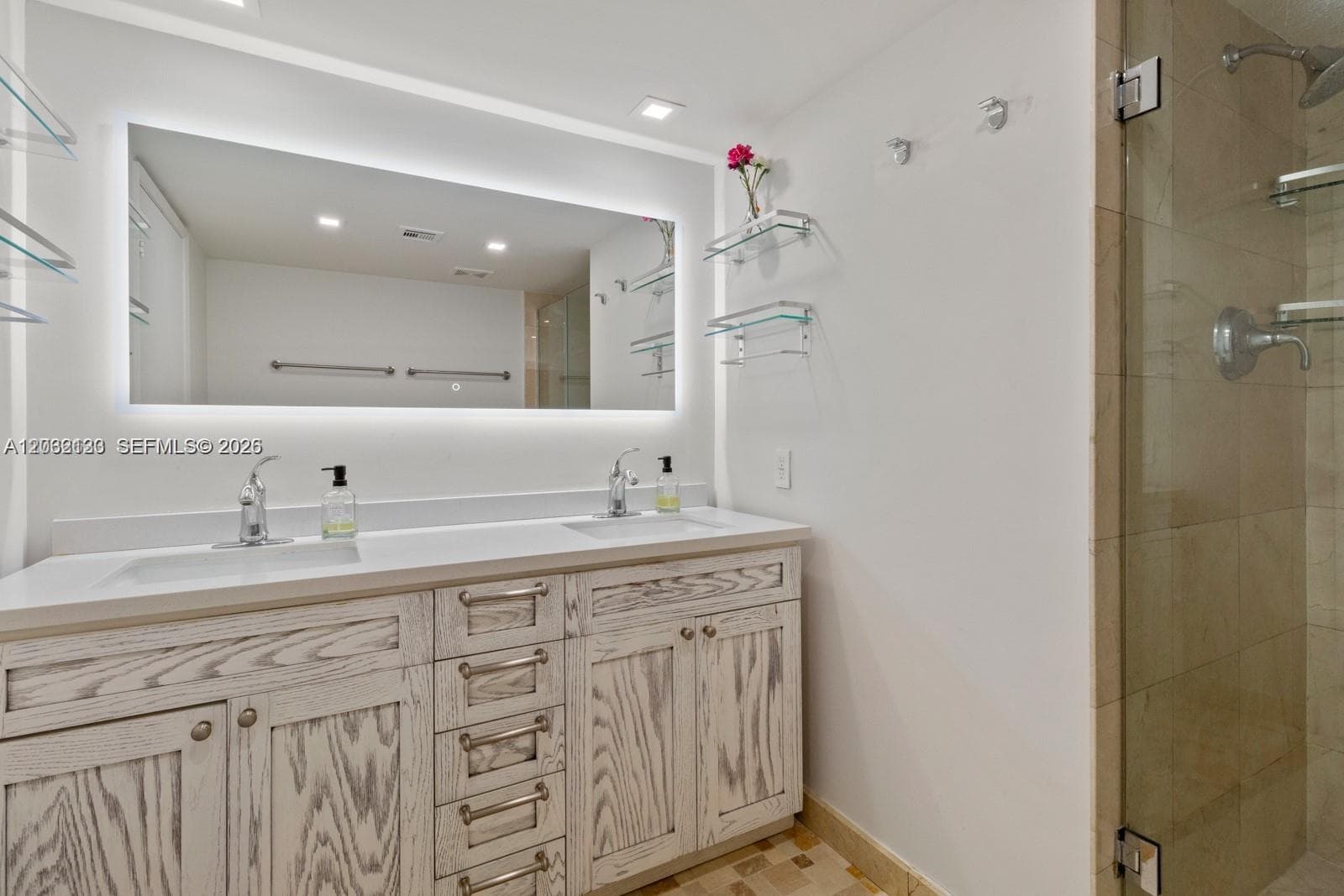 520 Brickell Key Dr # A307, Miami FL 33131 — 23