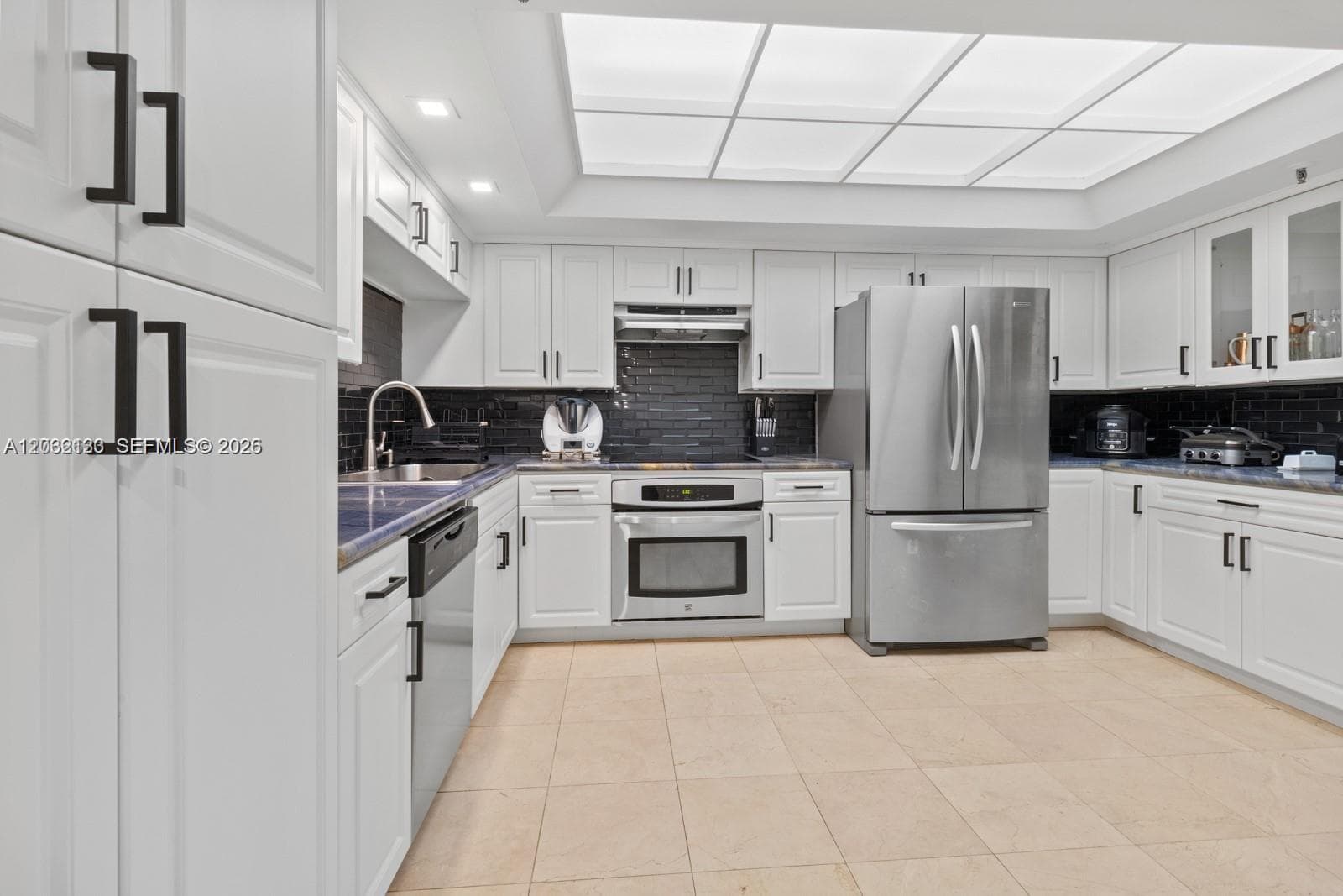 520 Brickell Key Dr # A307, Miami FL 33131 — 16