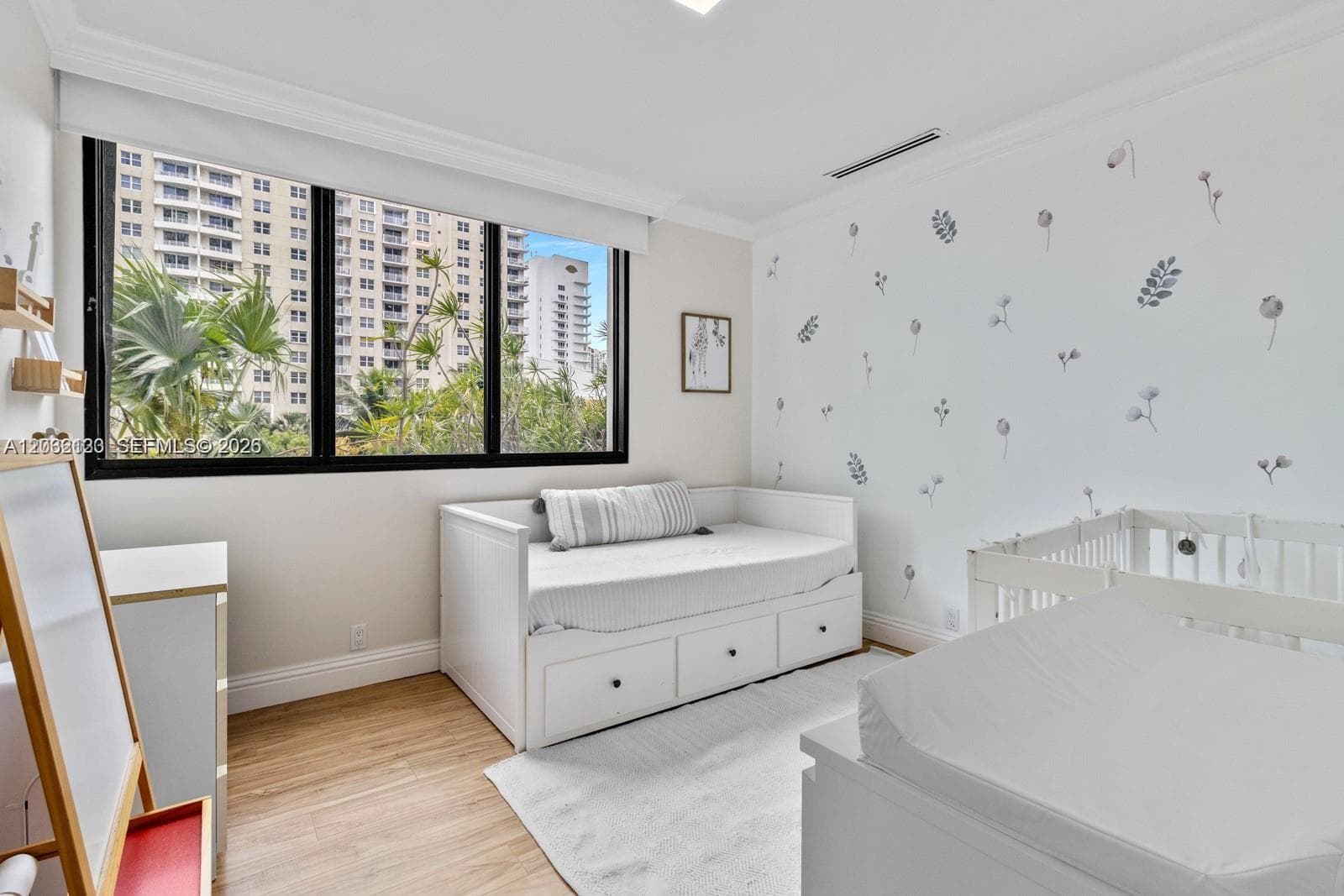 520 Brickell Key Dr # A307, Miami FL 33131 — 25