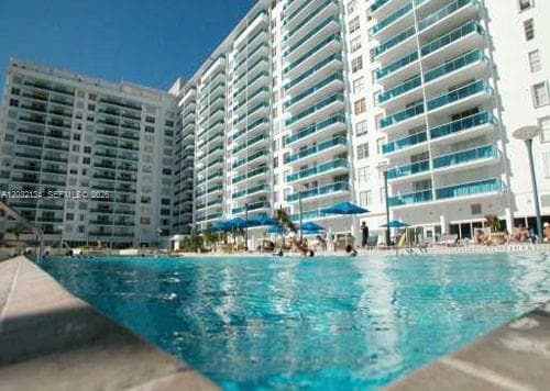 2301 Collins Ave # 843, Miami Beach FL 33139 — 27