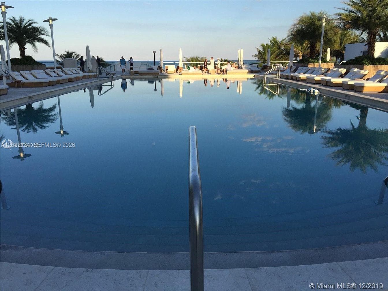 2301 Collins Ave # 843, Miami Beach FL 33139 — 30