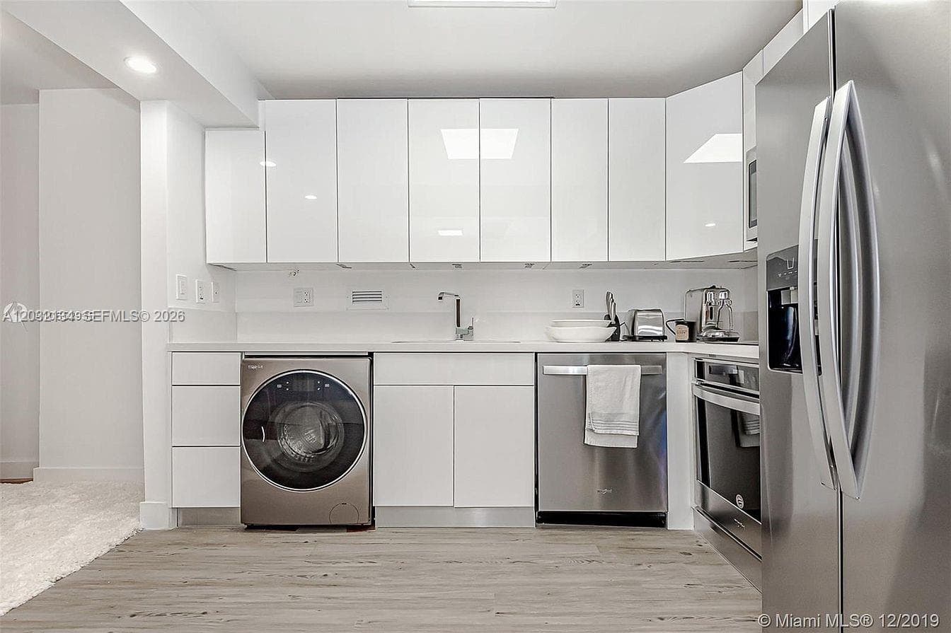 2301 Collins Ave # 843, Miami Beach FL 33139 — 15