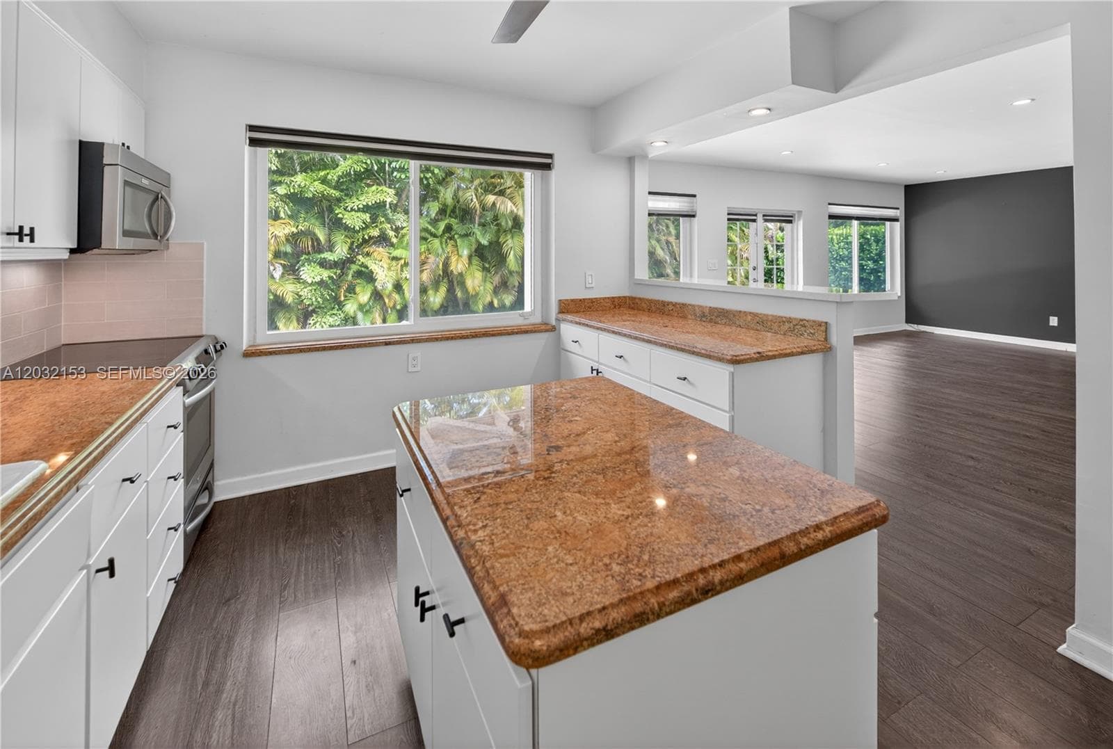 10025 NE 3rd Ave, Miami Shores FL 33138 — 15
