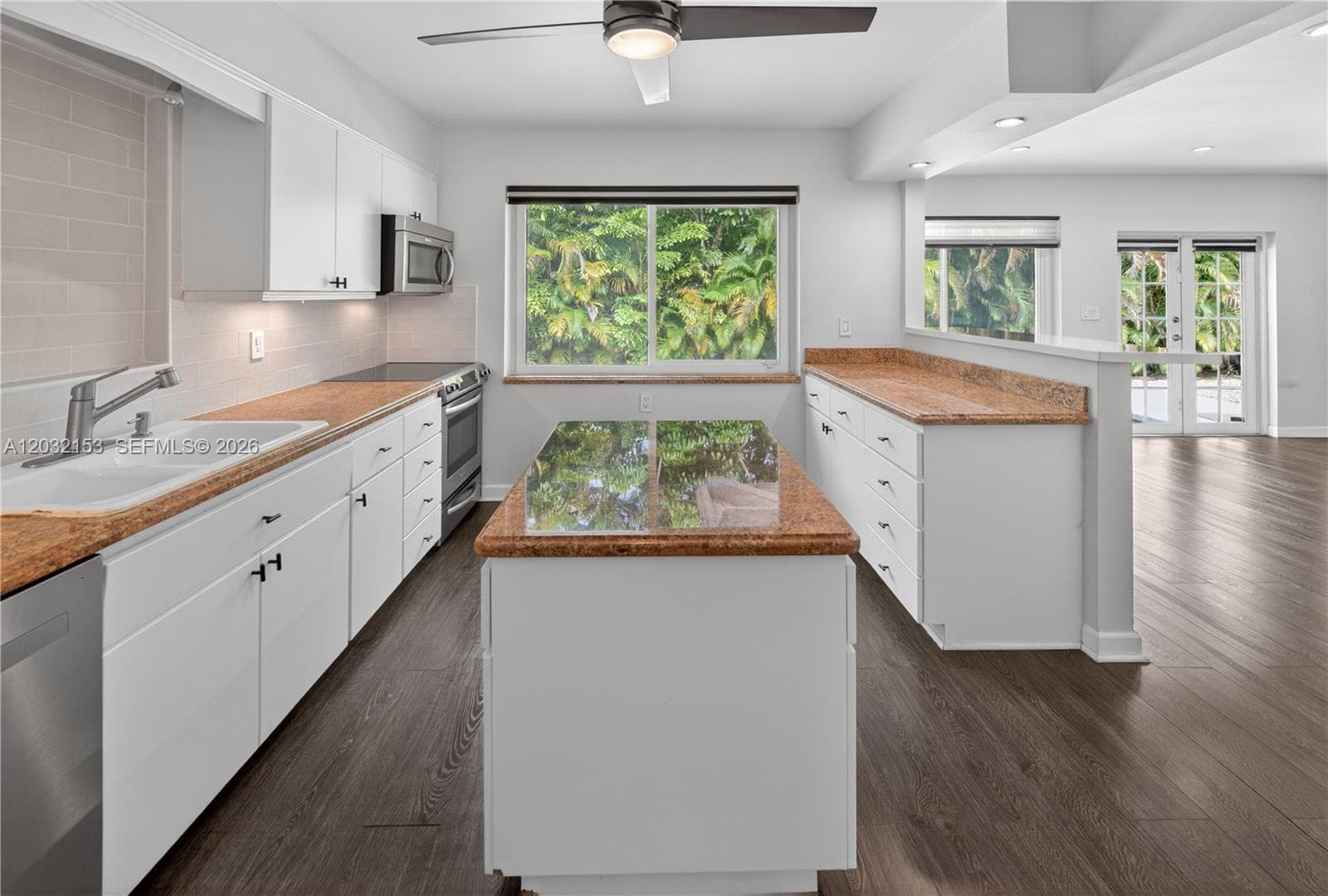 10025 NE 3rd Ave, Miami Shores FL 33138 — 44