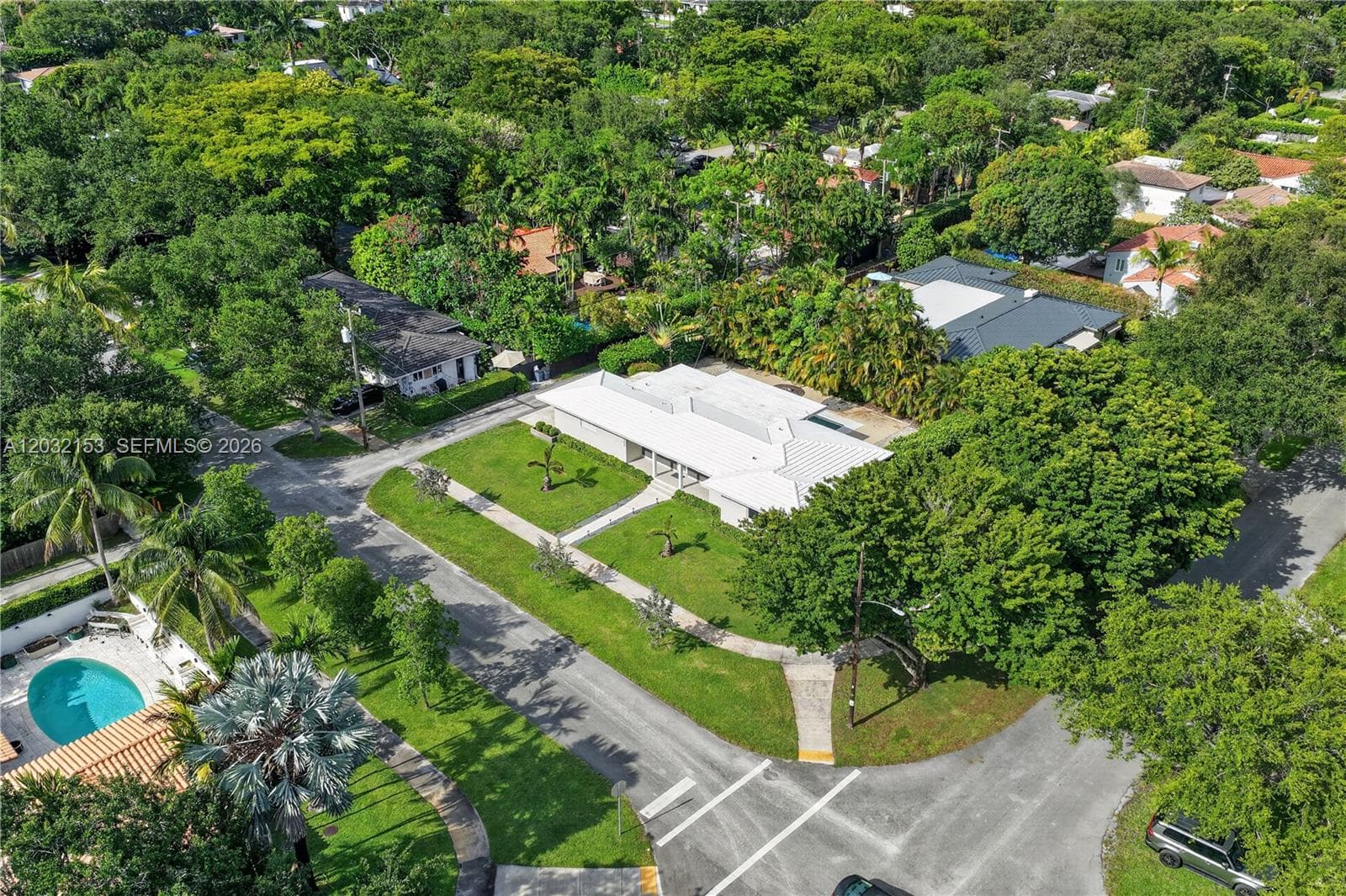 10025 NE 3rd Ave, Miami Shores FL 33138 — 40