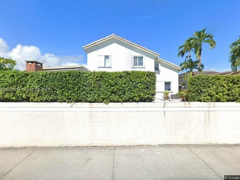 8532 SW 211th Ter, Cutler Bay FL 33189 — 23