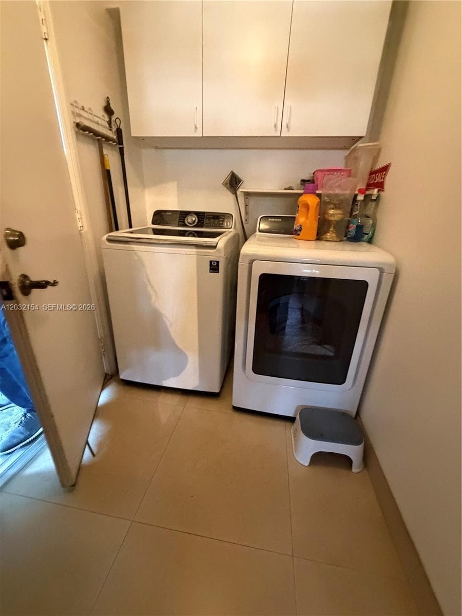 8532 SW 211th Ter, Cutler Bay FL 33189 — 17