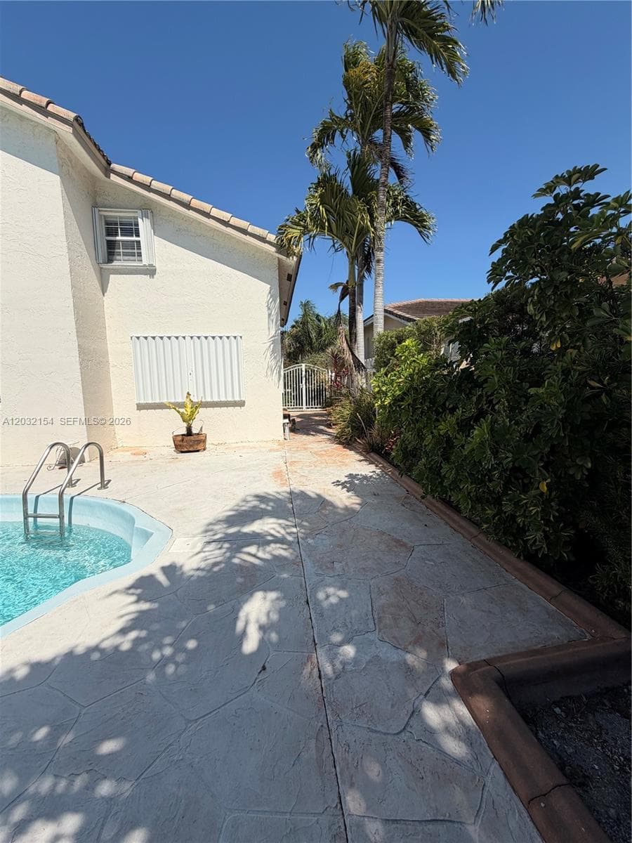 8532 SW 211th Ter, Cutler Bay FL 33189 — 22