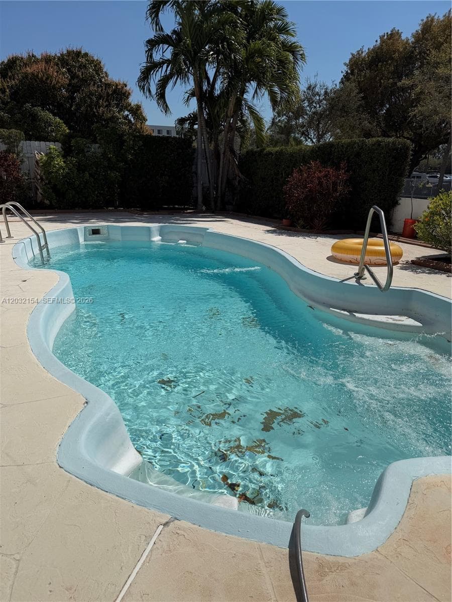 8532 SW 211th Ter, Cutler Bay FL 33189 — 19