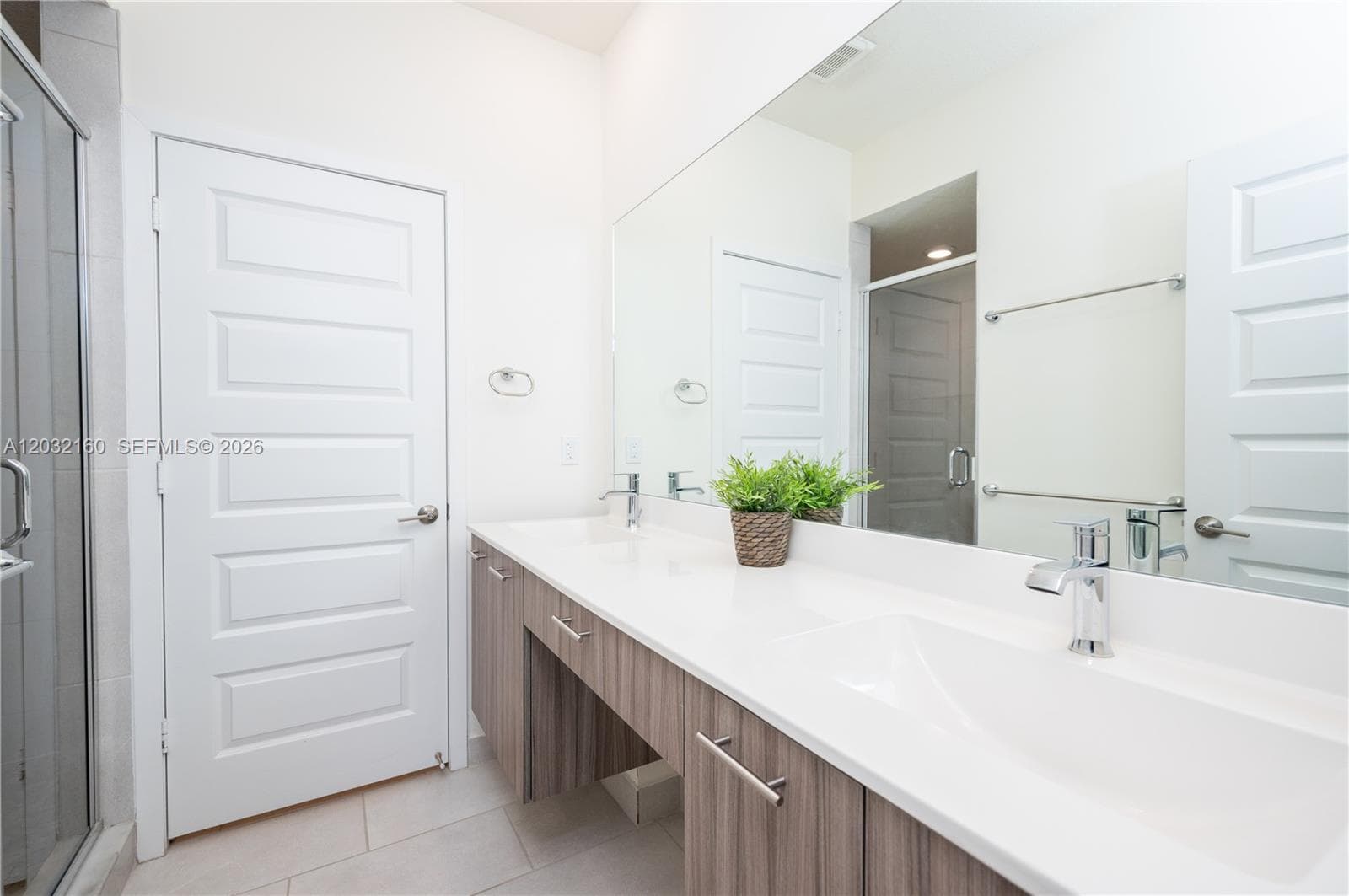 4640 NW 84th Ave # 12, Doral FL 33166 — 23