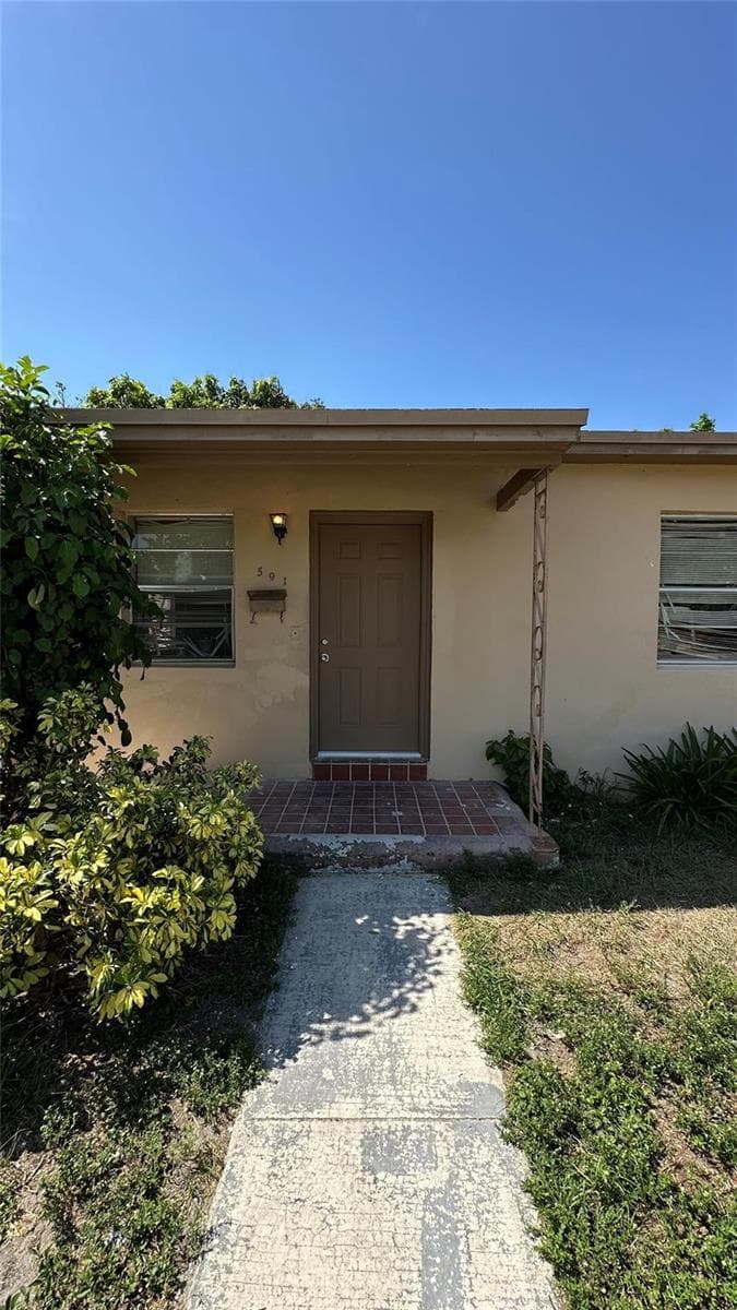 591 NW 187th Street, Miami Gardens FL 33169 — 2