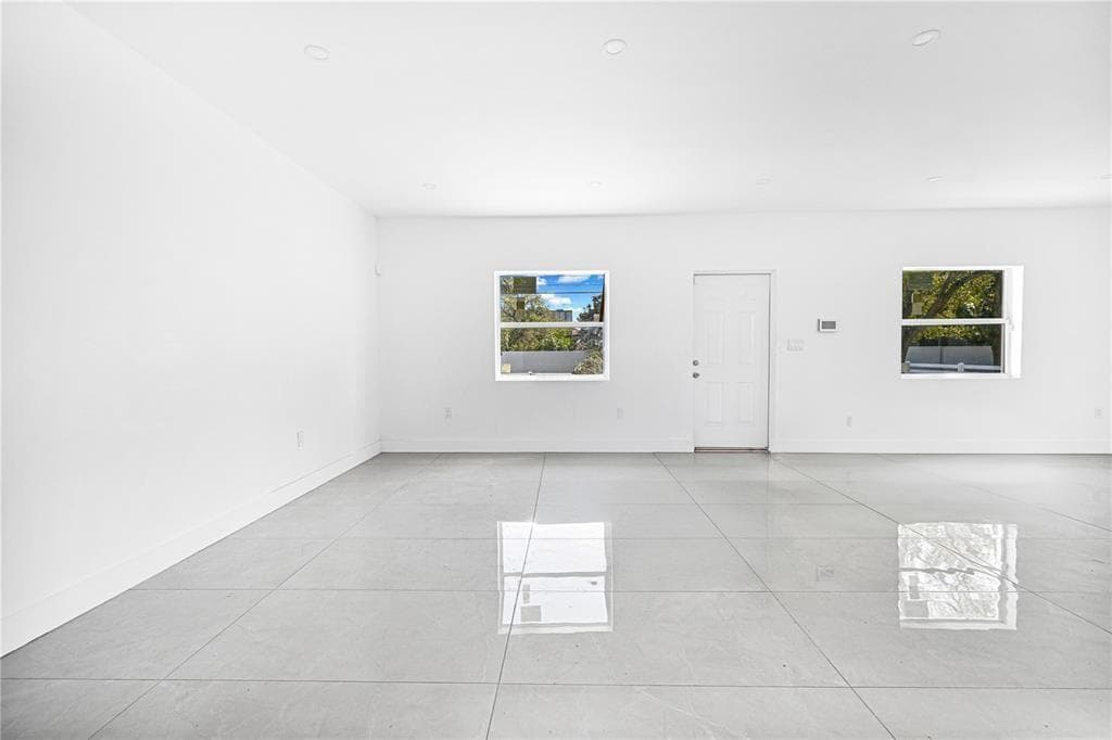 7990 NW 8th Avenue, Miami FL 33150 — 26